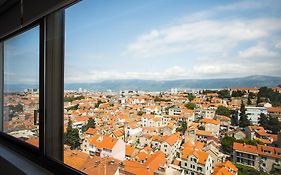 Royal Suites-Sky